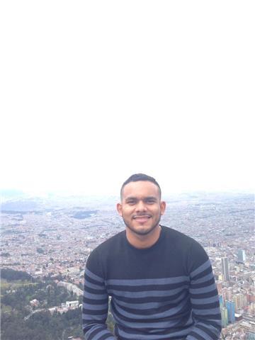 Clases de matemáticas y física en todos los niveles, además materias de grado de Ingeniería industrial-mecánica