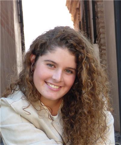 Graduada en magisterio ofrece clases particulares de refuerzo para primaria