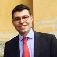 Studente universitario esperienza pluriennale