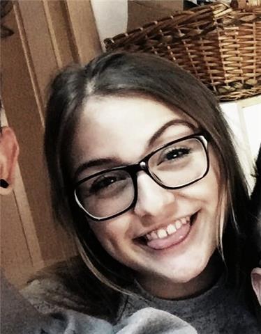 He dado clases de natación a niños entre 4 y 10 años los dos veranos anteriores