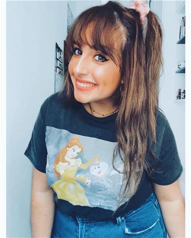 Profesora de marketing especialista en estrategia, contenido y posicionamiento seo