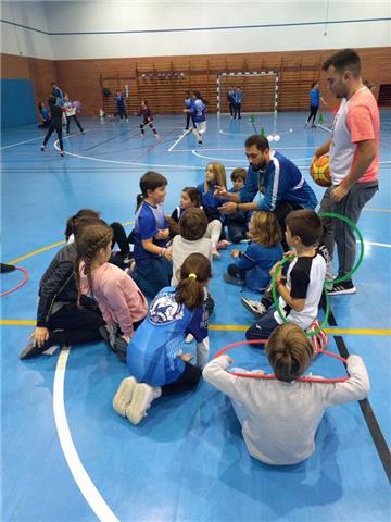 Maestro con especialidad en educación deportiva y física. Con experiencia como educador social con menores