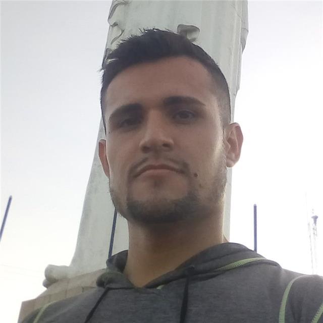 Excepcional tutor bilingue ofrece sus conocimientos para dar clases de inglés