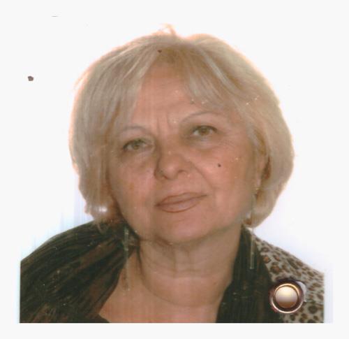 Docente di ruolo. esperienza pluriennale, impartisce lezioni:chimica, scienze, biologia