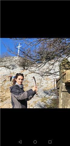 Profesora de español para extranjeros titulada por el instituto cervantes, me ofrezco también para apoyo de jóvenes en bachillerato