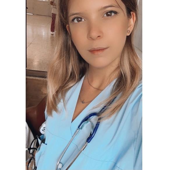 Studentessa di medicina offre biologia chimica e inglese