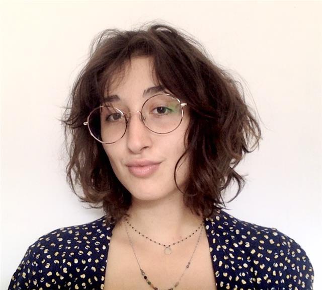 Studentessa di corso di diploma magistrale offre sostegno nello studio e nell'approfondimento degli argomenti