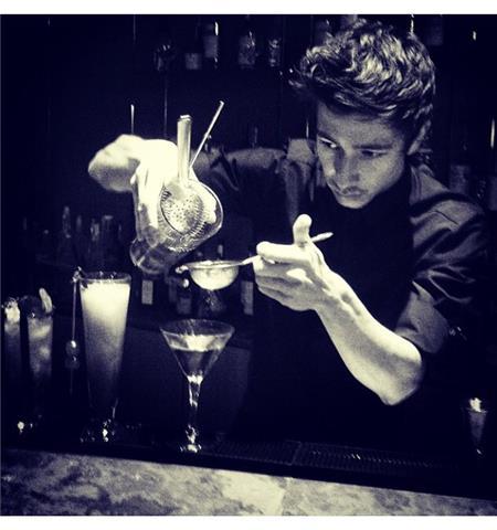 Clases de barman, cocteleria y flair bartending (cocteleria acrobatica) #cocktail #coctel