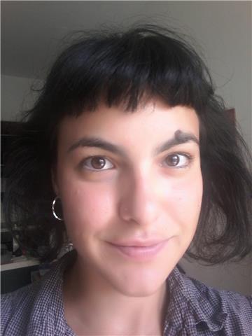 Ciao! Sono Aurora, giovane docente di lettere, latino e materie umanistiche :)