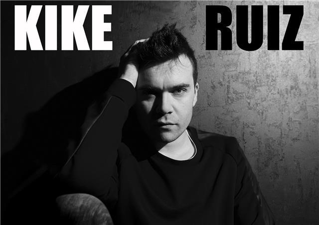 Clases de guitarra y canto. toca todas esas canciones que marcaron tu vida