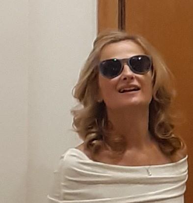 Insegnante di sostegno offre ripetizioni a domicilio a studenti della scuola primaria