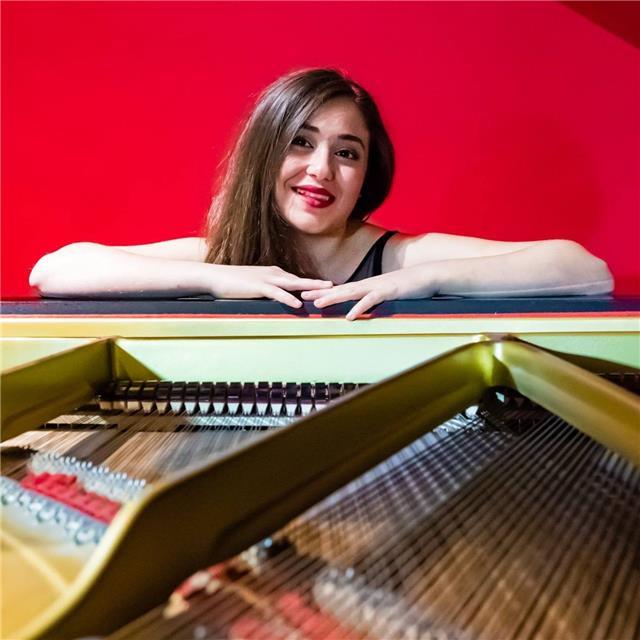 Lezioni di canto (lirico e moderno) e tecnica vocale