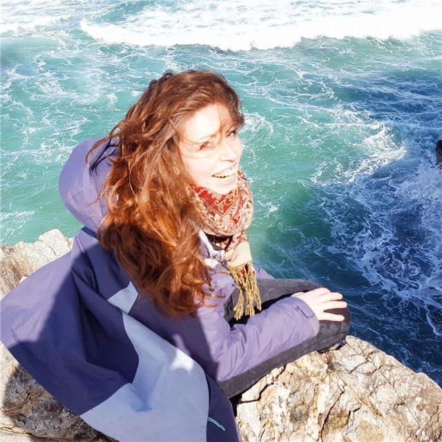 Doy clases particulares o en pequeño grupos de italiano ,soy madre lengua :)