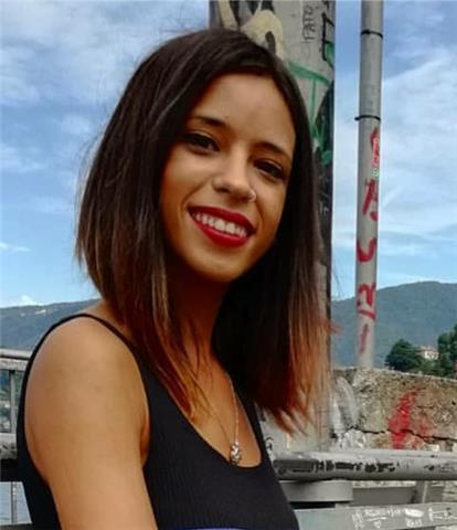 Imparto todas las materias hasta nivel de 4 eso. también preparo para pruebas de acceso. tengo 6 años de experiencia y estoy graduada en psicología