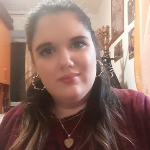 Studentessa Universitari con ottime conoscenze d'Inglese (B1) disponibile per ripetizioni online d'Inglese