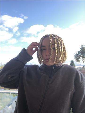 Estudiante universitaria de tercer curso se ofrece a dar clases particulares