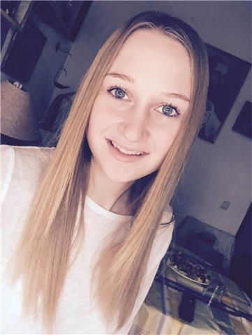 Doy clases particulares a niños y niñas tanto de infantil como de primaria, incluso 1º y 2º de eso. tanto hacer los deberes como ampliar conocimientos