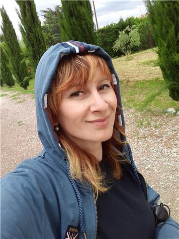 Sono un insegnante. Do lezioni private di russo e aiuto a fare i compiti. scuola primaria e scuola secondaria. Ho