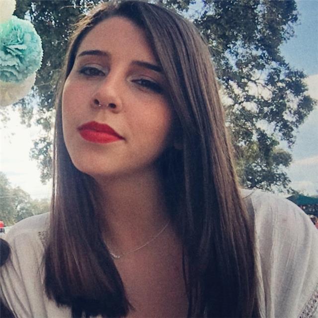 Profesora de Lengua y Literatura para todos los niveles de la ESO
