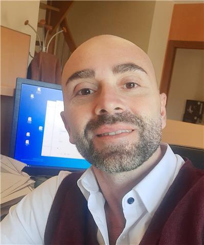 Ingegnere ambientale impartisce lezioni di matematica e fisica e geometria per scuole medie e superiori