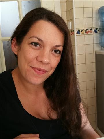 Clades particulares de fisica y quimica y matematicas. individual y pequeños grupos. licenciada en quimica+ master profesorado