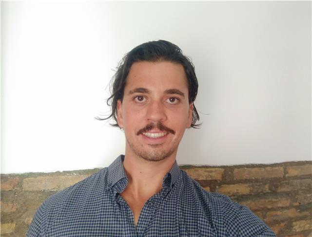 Native spanish gives private spanish lessons for foreigners. i have experience teaching spanish to people of all ages and levels