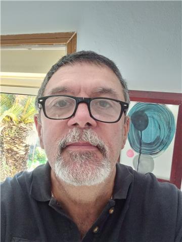 No te cabe? inténtalo conmigo! el inglés es bastante fácil y bonito!