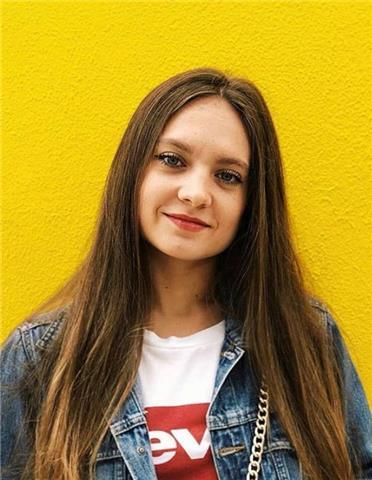 Traductora e Intérprete de inglés con nivel C1 ofrece clases de inglés