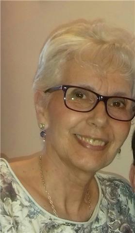 Insegnante con esperienza pluriennale offresi x lezioni di recupero ed esecuzione compiti a casa