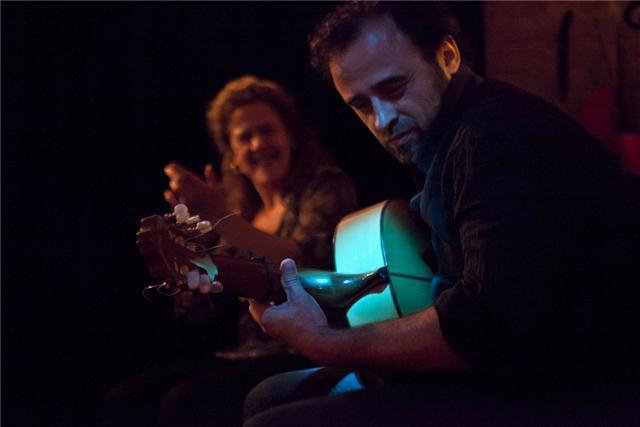 CLASES GUITARRA FLAMENCA Titulado Superior Barcelona