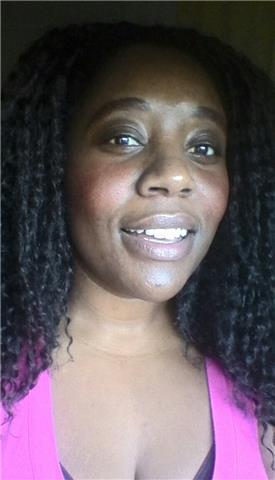 Inglés profesora con 9 años de experiencia disponible (acento americano)