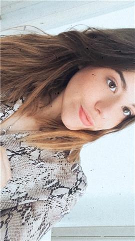 Estudiante de lengua española con experiencia impartiendo clases de refuerzo. tanto en lengua española, como griego, latín, inglés, arte, música y refuerzo escolar en general. curso segundo de grado