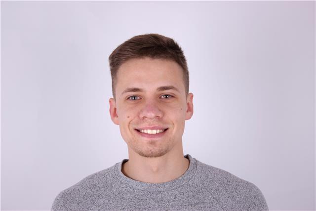 Profesor con experiencia con idiomas RUSO y INGLÉS