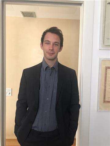 Diplomato allo scentifico offre lezioni di matematica per studenti delle medie