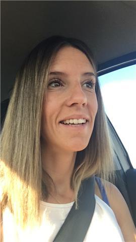 I give Spanish lessons to foreigners. I speak English, French, Portuguese and German