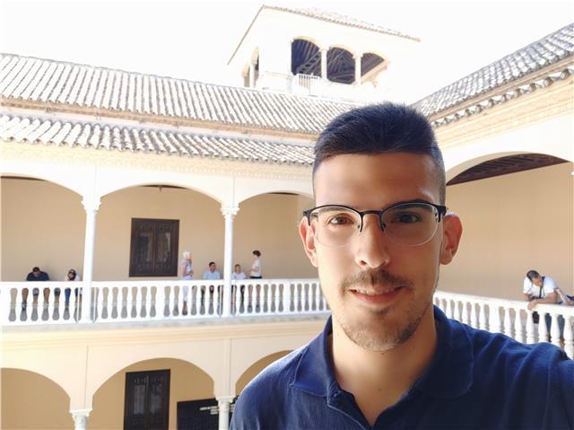 Licenciado en magisterio da clases de todas las asignaturas