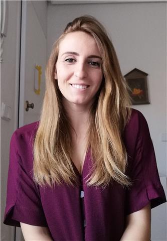 Profesora de magisterio primaria e infantil, con mencion en audicion y lenguaje, ofrece clases particulares a niños de 3 a 16 años, en todas las asignaturas. poseo el titulo deca e ingles, ademas de poseer conocimientos de lengua de signos y braille