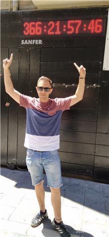 Doy clases de informática, matemáticas, euskera a gente de la eso, grado medio grado superior