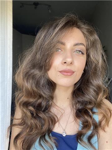 Insegnante d’Inglese certificata offre lezioni di conversazione e insegnamento delle basi grammaticali