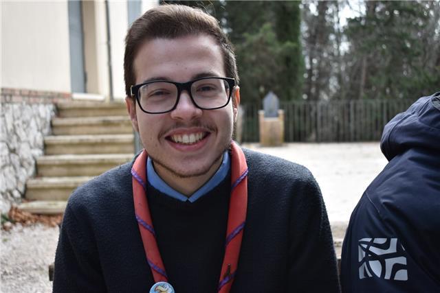 Laureando in Mediazione linguistica propone lezioni di francese a Roma