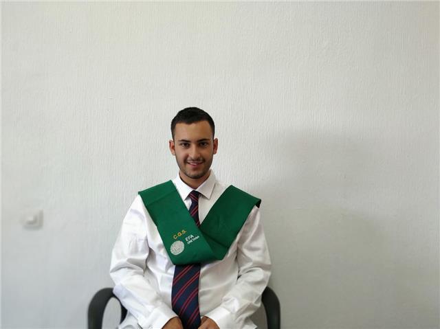 Profesor español nativo da clases de primaria y eso o sobre agronomía