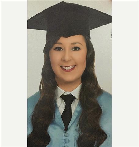 Profesora de inglés, alemán, lengua... imparte clases a niños de primaria y secundaria, todas las materias
