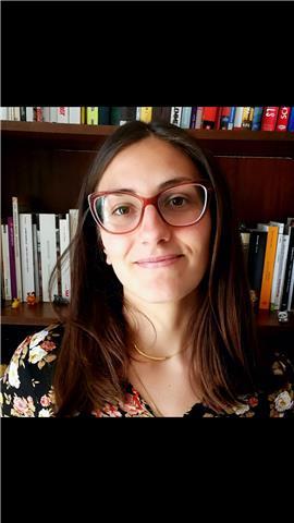 Laureata in lingue straniere all'Università di Pisa e di Lione e logopedista con esperienza con bambini e ragazzi e metodologie d'apprendimento