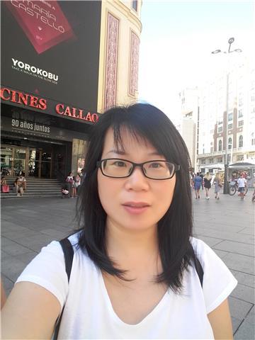 Tengo experiencia .llevo 8 años enseñando chino a los españoles