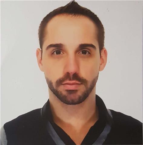 Soy una persona muy perfeccionista y que le gusta implicarme en mi trabajo. quiero dar clases a alumnos, infantes y adultos, que necesiten refuerzo en matemáticas hasta cuarto de la eso