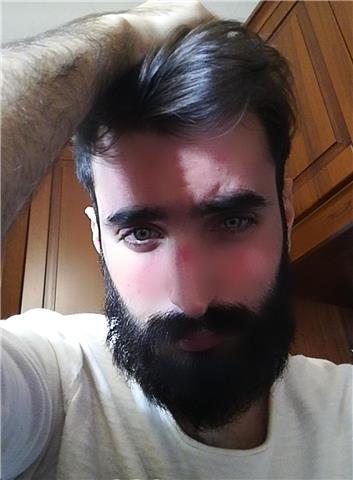 Diplomato al Liceo delle scienze umane.
Ho frequentato l'università della Sapienza, sto cambiando facoltà.
Offro ripetizioni in materie umanistiche.
Storia, letteratura e storia dell'arte