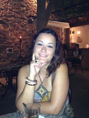 Maestra con experiencia se ofrece para dar repaso a niñ@s