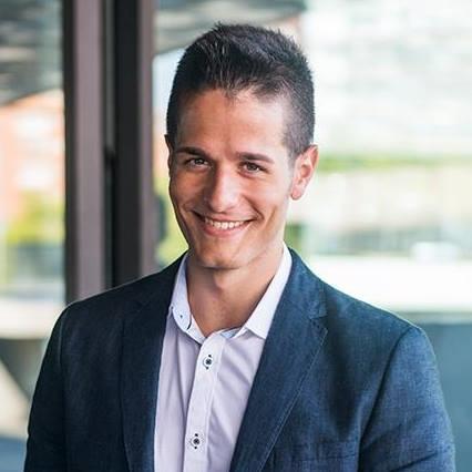 Profesor de primaria, secundaria y bachillerato para lo que necesites. y además guitarrista!