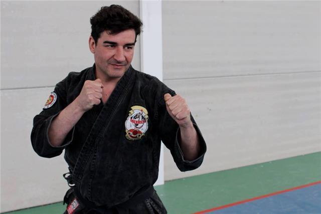 Instructor de Artes Marciales y Defensa Personal