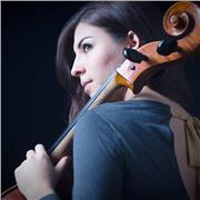 Graduada de Berklee College of Music ofrece clases privadas de composición/producción musical y post producción de sonido